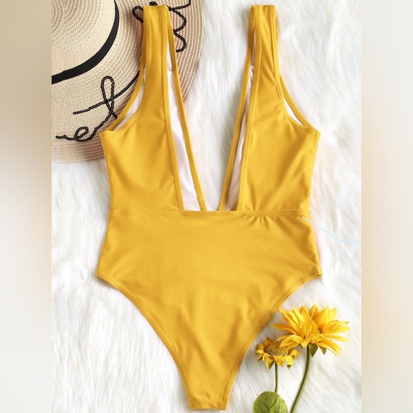Zaful Yellow One-Piece Swimsuit Size XL (Fits M/L) Plunge Front - Picture 6 of 7